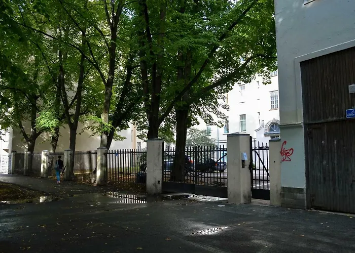 City Centre Kreutzwaldi Apartment, Free Parking